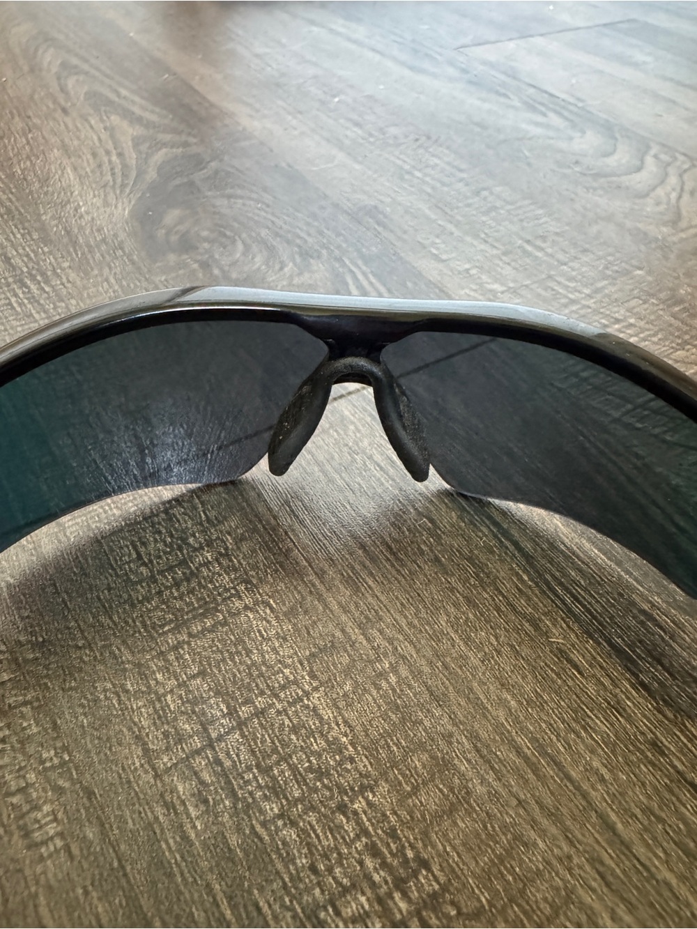 Oakley Men’s Sunglasses - Picture 2 of 6